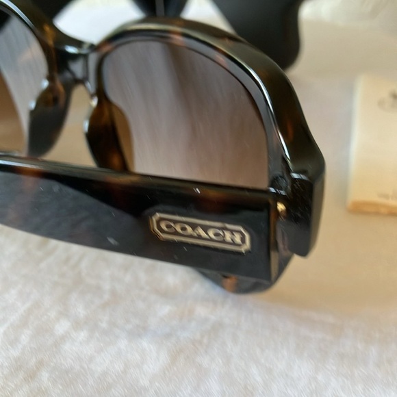 Coach: Rita (L923) Dark Tortoise Sunglasses- Case & Microfiber Cloth - Picture 11 of 16